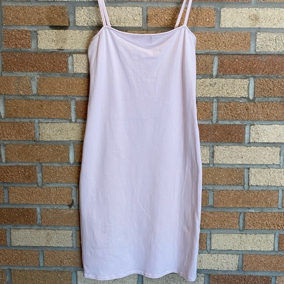 🌸 Cute Pink Dress🌸 - Picture 1 of 3